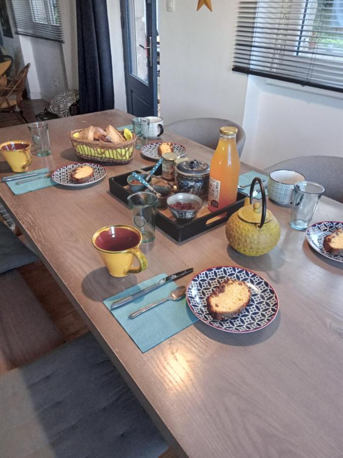 Bed and Breakfast Le 28 à Uzerche Extérieur photo