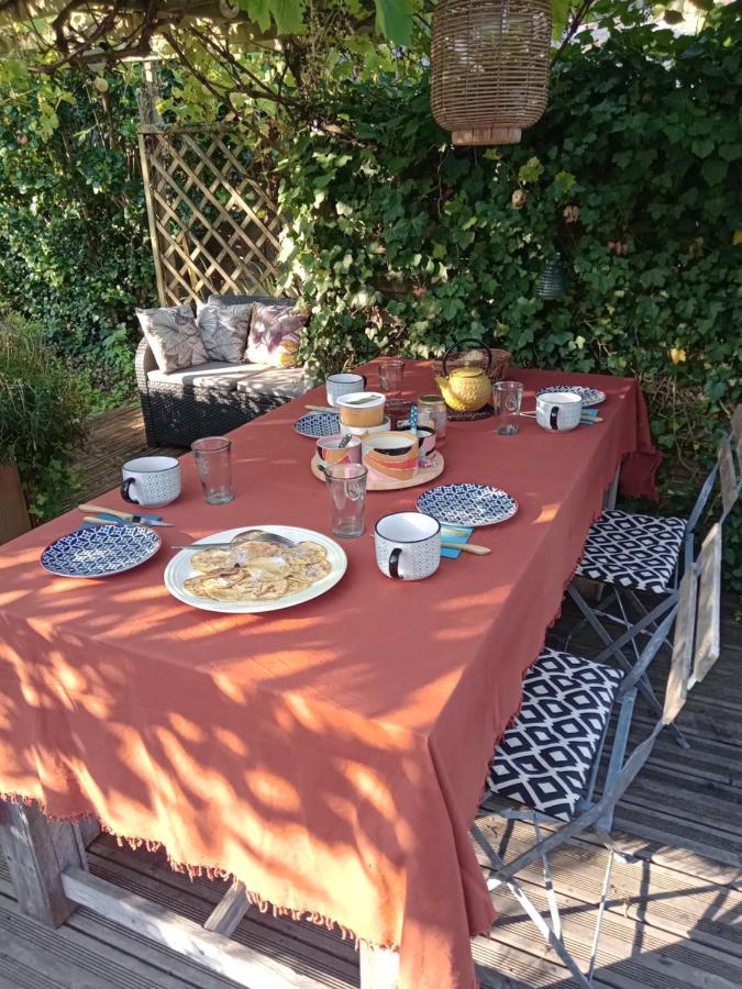 Bed and Breakfast Le 28 à Uzerche Extérieur photo